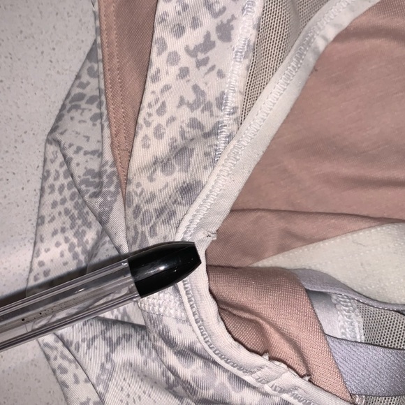 Lululemon Mesh With Me Tank - Picture 9 of 9